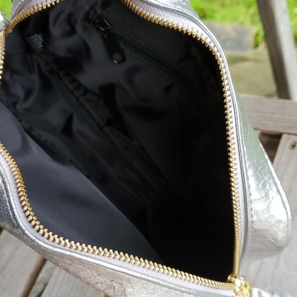 NWT VICTORIA SECRET PURSE - Picture 6 of 6